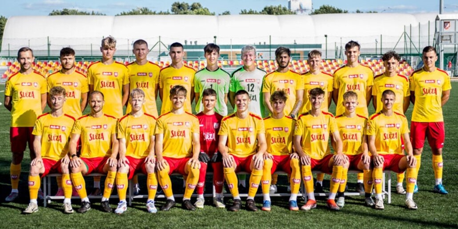 Fanion De Football Ślęza Wrocław (Pologne) - Vintage - État Correct